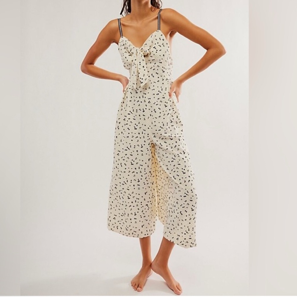 Cream Jumpsuit with Black Polka Dots by free people wide leg women’s size Large